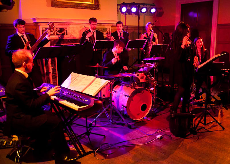 Function band Down for the Count performing at Jenny & Dan's Wedding Reception at Eynsham Hall, Oxfordshire.