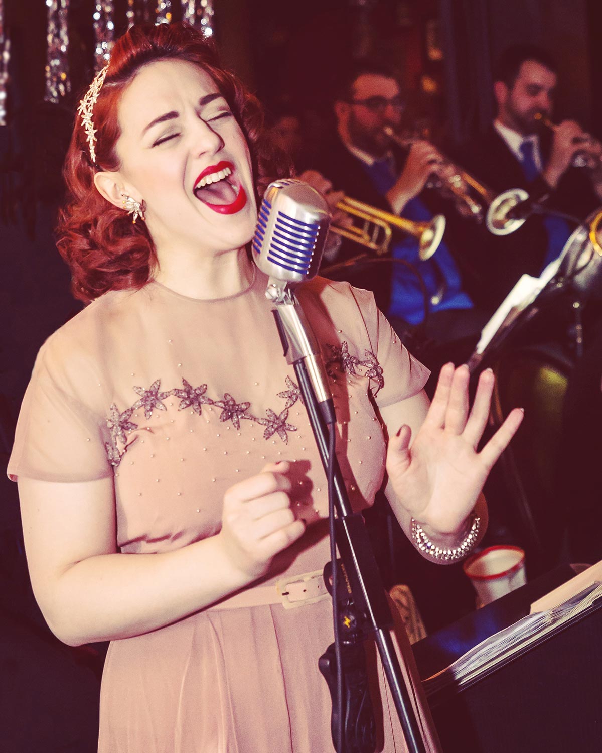 Vocalist Elise Roth - appearing with Down for the Count Swing Orchestra this winter!